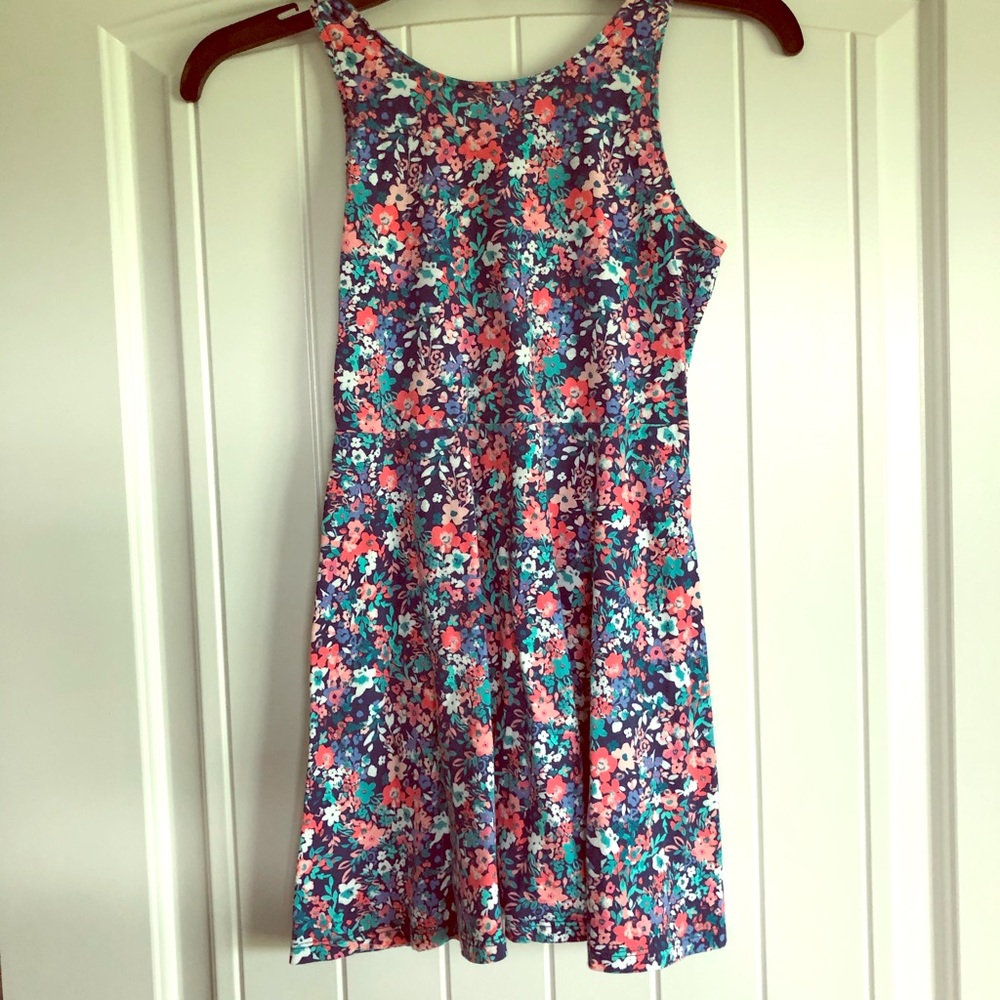 Girls dress